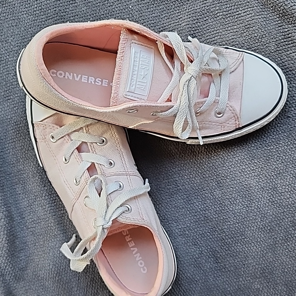 Converse All Star Light Pink Size 4